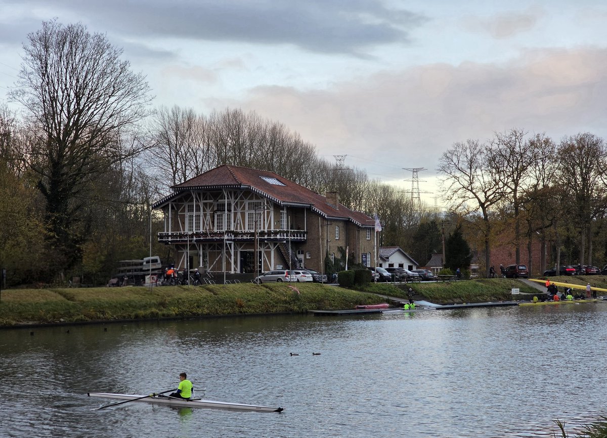 Brugge 09u03, 30/11/2025 #vrtweer <a href="/BuienradarBE/">BuienradarBE</a>