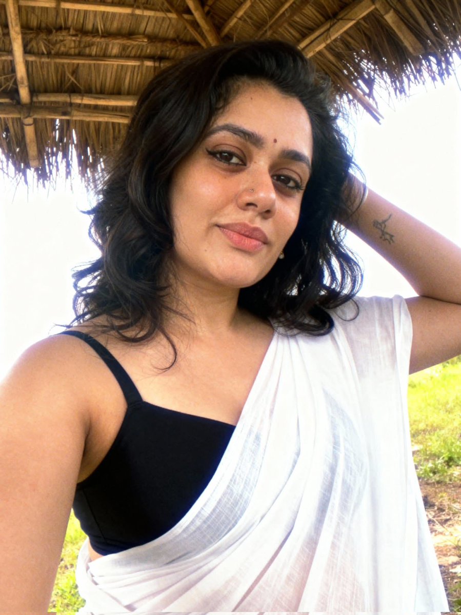 Girija 🤍
#GirijaOak