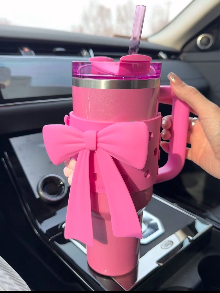 間食欲が爆発しそうな時はコレ↓飲むようにしてから、体重がドバドバ落ちてくww

可愛いタンブラーに入れて持ち歩いたら痩せモチベ爆上がりしてガブ飲み止まらん🎀