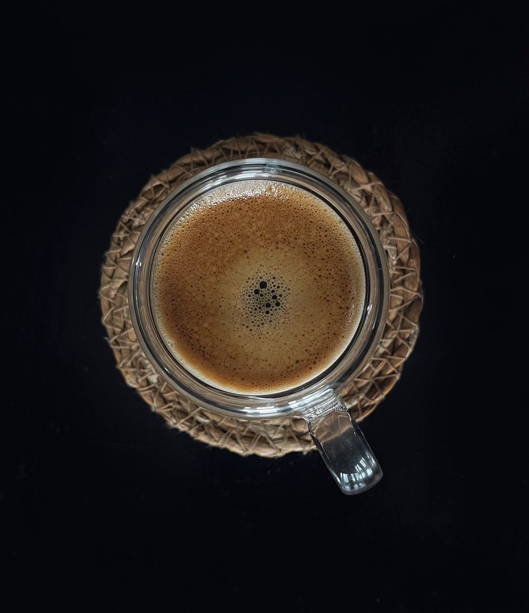 Ако е облачно, недеља е, не мрдам од дома. 🤎