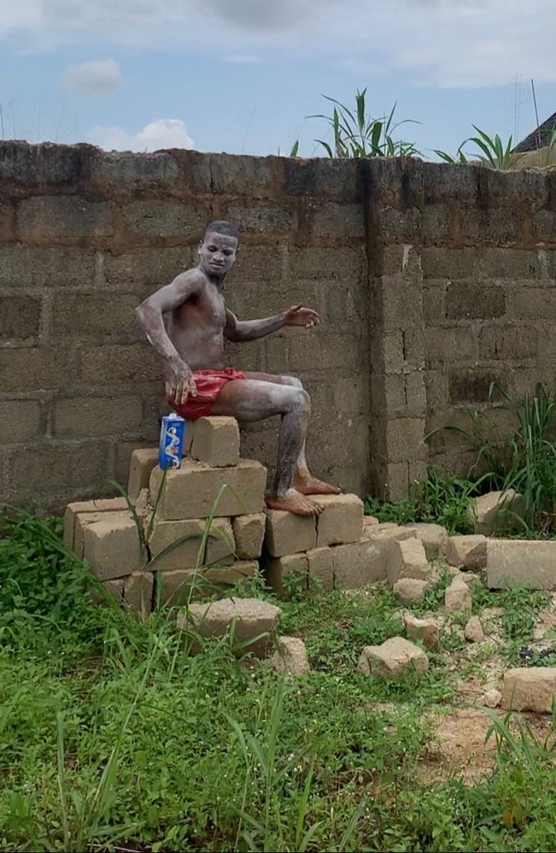 StoryTellersCs's tweet photo. Fruitful Sunday ππ»
π£οΈStory behind the photo: We created this video long ago. But weβve been waiting for the right time to drop and the right time is near. STAY TUNED π
#storytellercomics #funnyvideos #owerriboys #happysunday #NEWVIDEOTOMORROW https://t.co/JQITOlvqPG