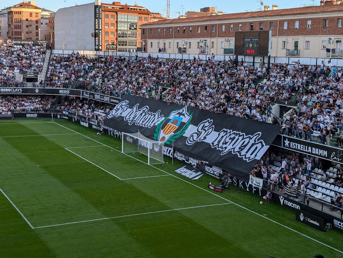 pasionalbinegr3's tweet image. ¡Día de CASTALIA! ⚽🏟️
¡Día de PASIÓN ALBINEGRA! 🥘🍻

Hoy juega el INMORTAL 🏳️🏴
⚪⚫ CD CASTELLÓN - UD LAS PALMAS 🟡🔵

A por la tercera victoria consecutiva en CASA ¡¡Hagamos de CASTALIA un FORTÍN!! 🏟️🔒

#PasionAlbinegra #PPO 🤍🖤
@CDCastellon
@UDLP_Oficial