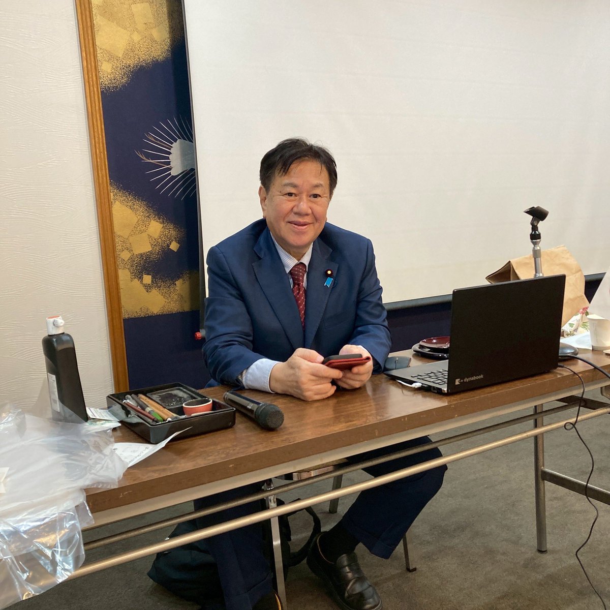 「日本独立」原口一博特別講演会（岸和田大人塾・国旗の会）覚醒せよ！そして行動せよ！日本の独立と人類の平和のために。
youtube.com/live/lyorOghXV…