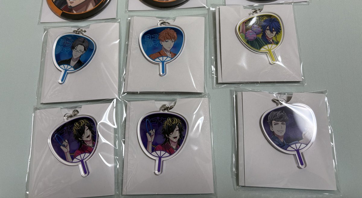 【拡散希望　交換】ヒプノシスマイク  ヒプマイThe movie ver. トレーディング缶バッジ　リバイバル上映記念　うちわキーホルダー　8th Anniversary ver.  8周年

譲
銃兎、理鶯、乱数、幻太郎、帝統、寂雷、零、十四、獄

求
独歩、左馬刻

定価＋送料

交換優先