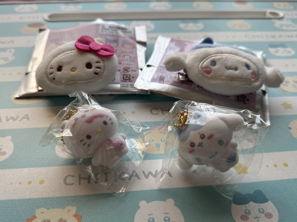 ちいかわ×サンリオ シークレットフロッキーマスコットチャーム