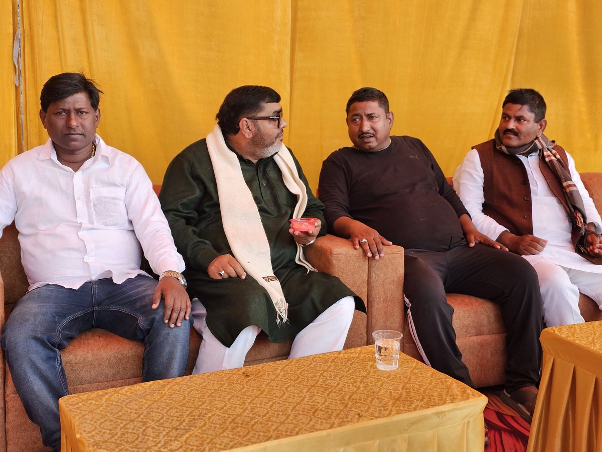 AltafAnsari356's tweet image. मऊ नगर पालिका के अन्तर्गत मिश्रौली सलाहाबाद मांगलिक कार्यक्रम में!
@samajwadiparty @yadavakhilesh