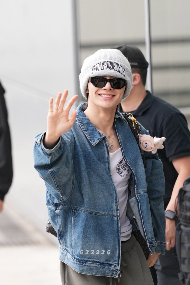 🌑 𝐥𝐞𝐱𝐢 ☾⋆｡ ๋࣭ ⭑˚ tweet media