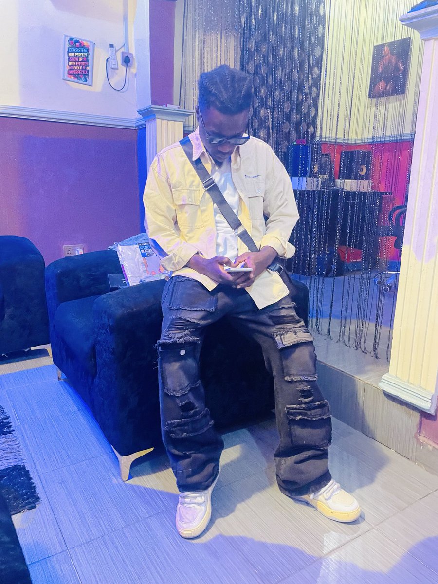 AmogaShedrack's tweet photo. 001 https://t.co/ESCnfGhYP3