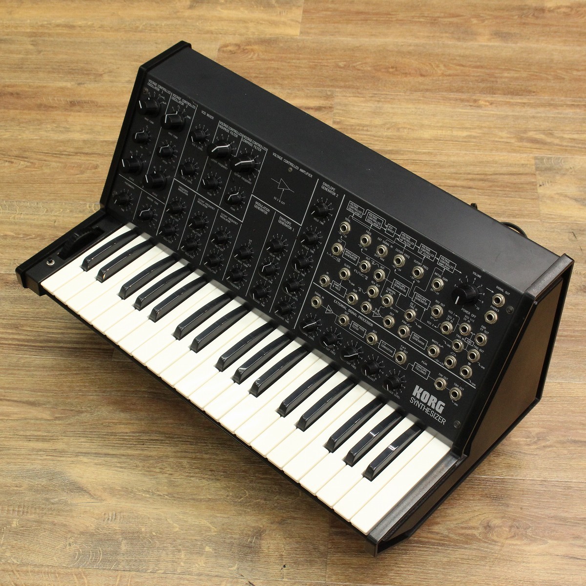 KORG / MS-20 後期型が中古で入荷！ 「MS-20」は太く粘りのある