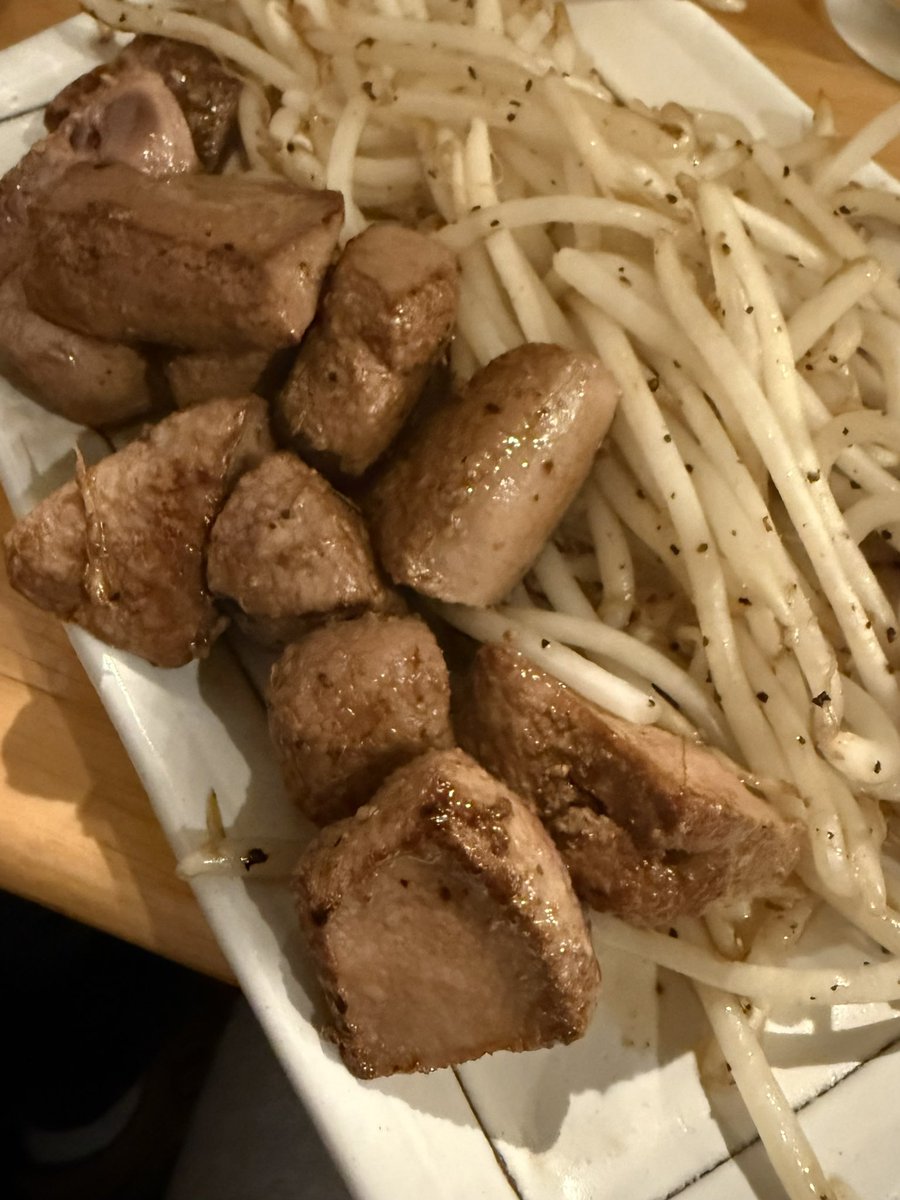 ビールとの相性最高！
明日から12月！
今年も残り僅か頑張ろー！