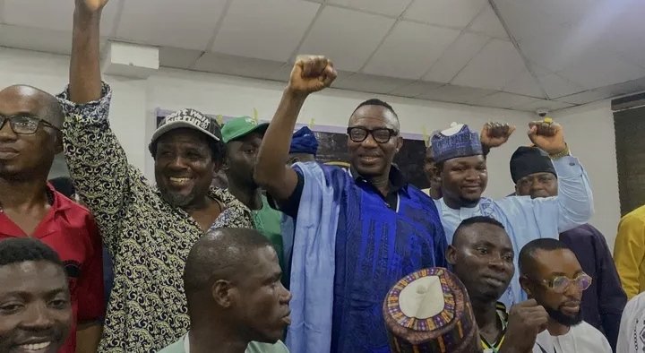 AAC HOLDS NATIONAL CONVENTION IN ABUJA, ELECTS NEW NATIONAL WORKING COMMITTEE

Read more: aacparty.com/news/aac-holds…