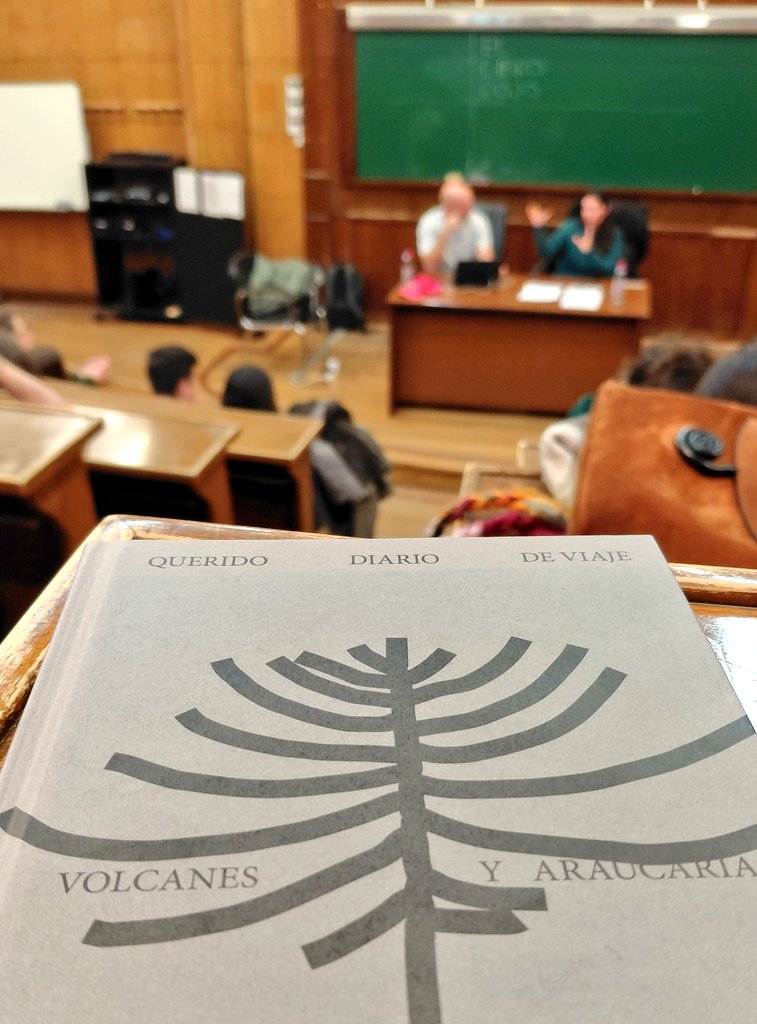 ¡Qué bonito lo de ayer!...,
¡qué bonito!
<a href="/ElLibroRojoR/">El Libro Rojo</a> @GraciaLópezAnguita <a href="/CanalUGR/">Universidad Granada</a> <a href="/MedialabUGR/">Medialab UGR</a>