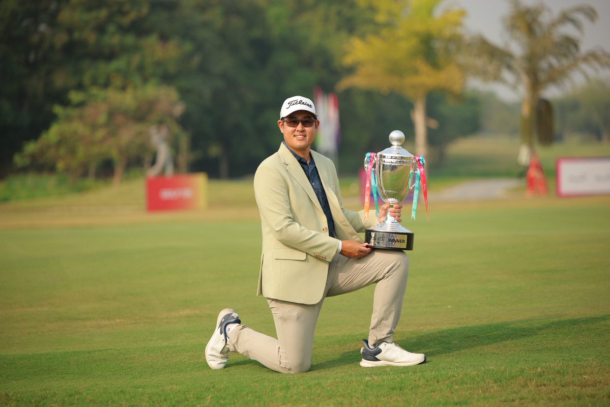 TOURMISS's tweet image. A NEW THAI-BORN @asiantourgolf 🏆...

And five of his 🇹🇭 countrymen inside #BharathClassic2025 closing top🔟 💪👏

 #IGPL #TimeToRise

📷AsianTour

✅ @TOURMISS