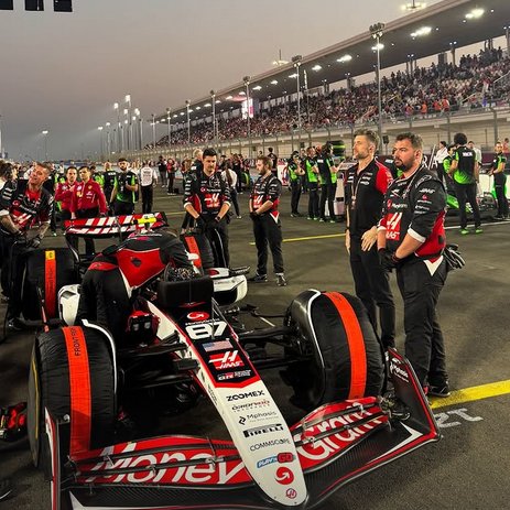 eman_murra's tweet image. 📸My !! Here #QatarGp #F1 !! #Weekend #Passion @CanonItaliaSpA