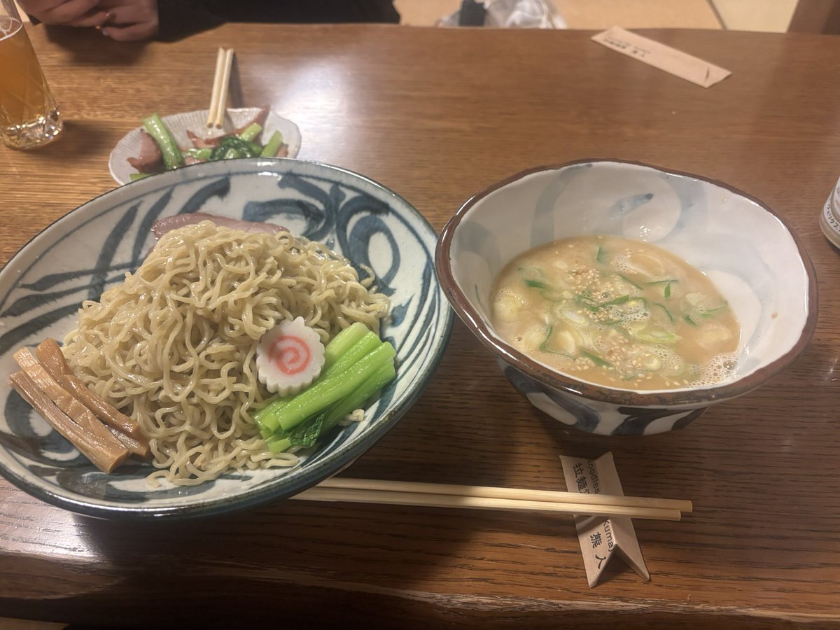 564Ryou's tweet photo. 今日はラーメンデイ🍜
お昼は阿波屋ざる中華
夜は熊人 とりみそ、つけ麺

いやーうまかった！ https://t.co/EhAh2taeQx