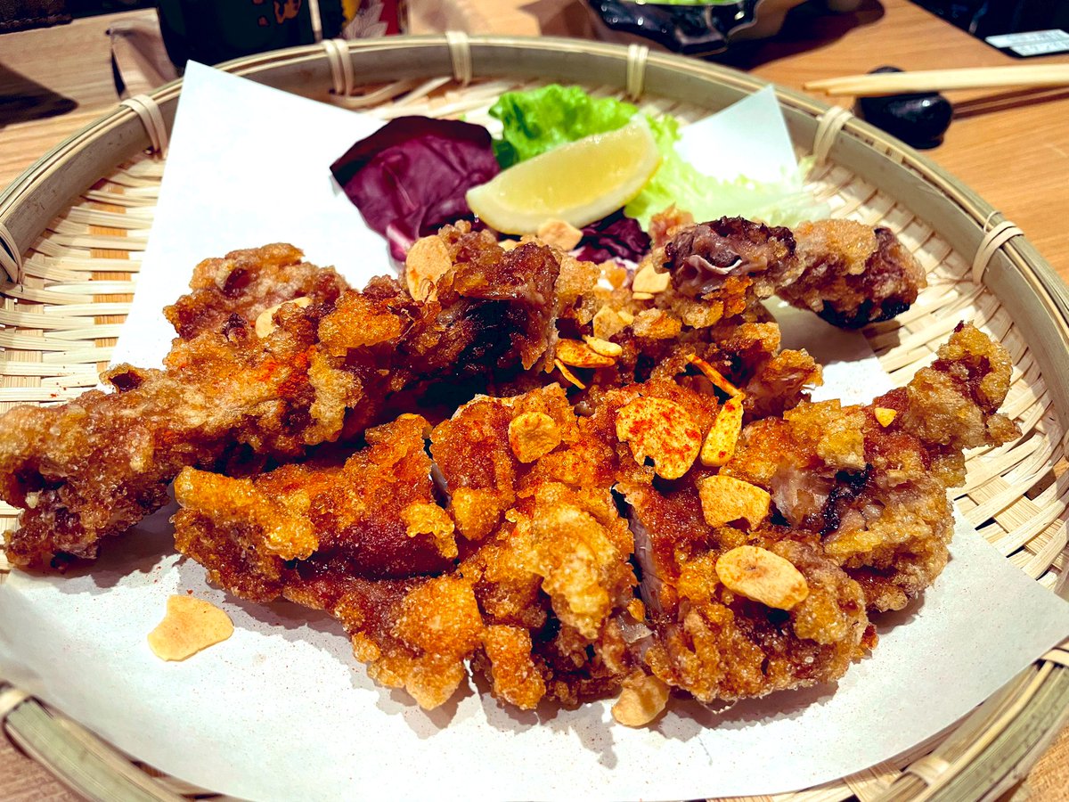 Errrrrri25's tweet photo. 信州そば、山賊焼き、写真は無いけど山芋もすごい美味しかった 𓌉◯𓇋 林檎のお酒も美味❕重くなければ買って帰りたかった。みんな買ったのかな？ https://t.co/cw9TT2xzRu