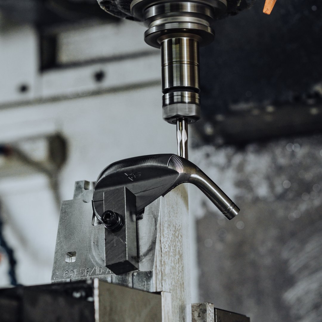 timdunstan1's tweet image. From the factory to our golf shop 🛠️

The new fully forged MG5 wedge has been crafted to deliver the most feel possible to your short game and is available at #AldenhamProShop

👉 fg1.uk/1117-Q1094933