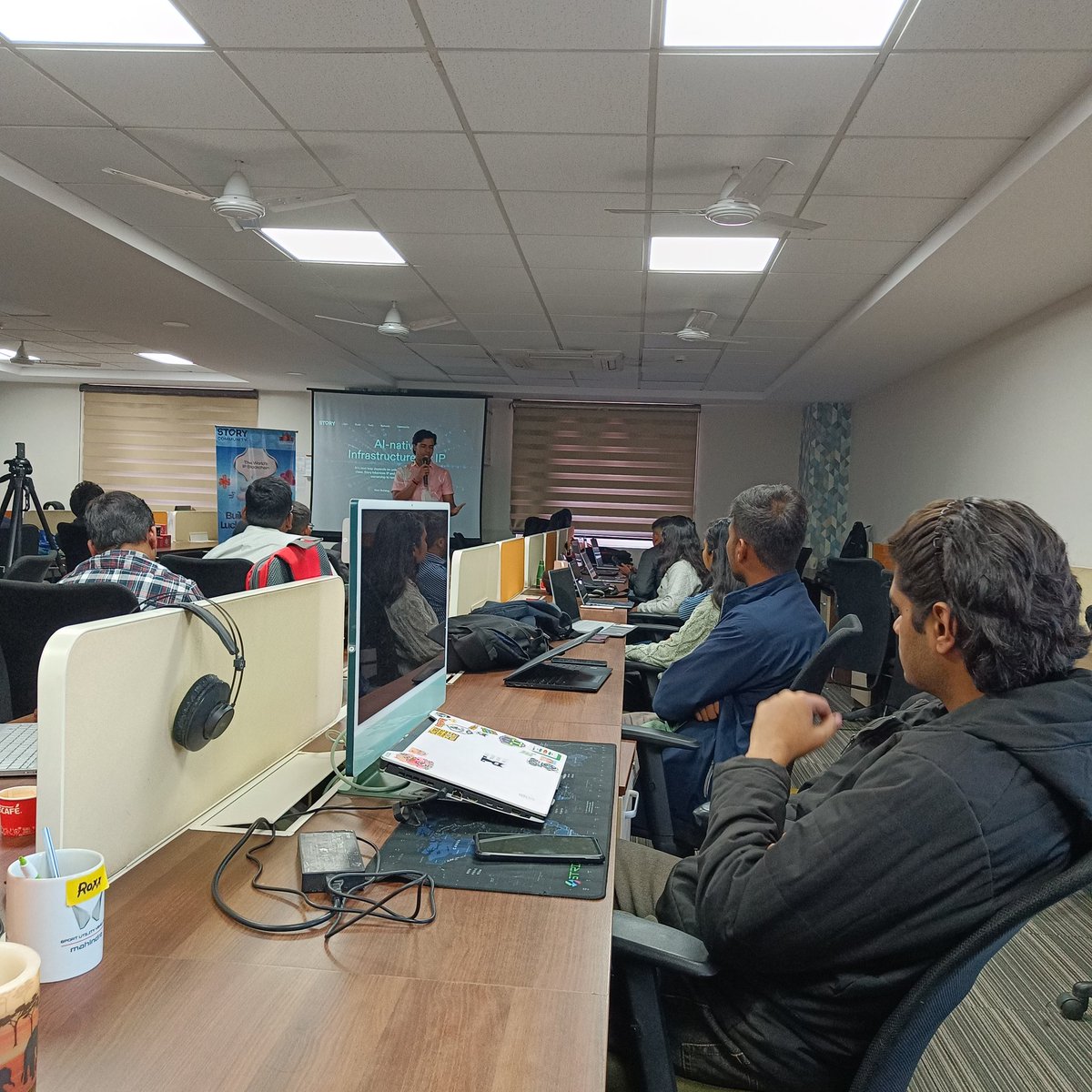 Lucknow_DAO's tweet photo. The builders are arriving, energy is flowing and laptops are opening.
Lucknow’s builder community is here ready to create on Story, the world’s IP blockchain.
#Buildonstory #lucknowdao https://t.co/V1fiDCrD3H