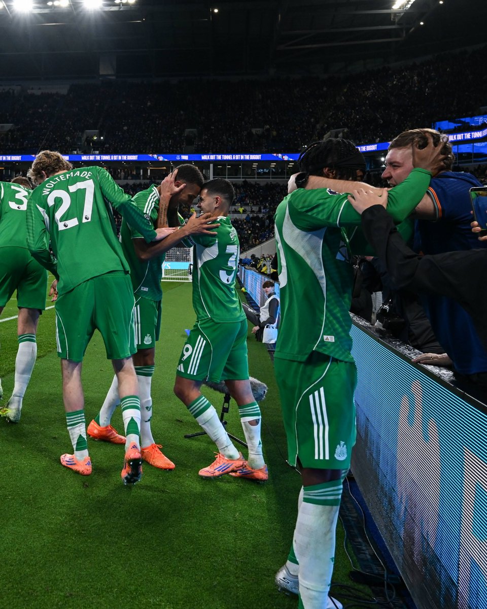 عودة للانتصارات من الباب الكبير بالأربعة ✊