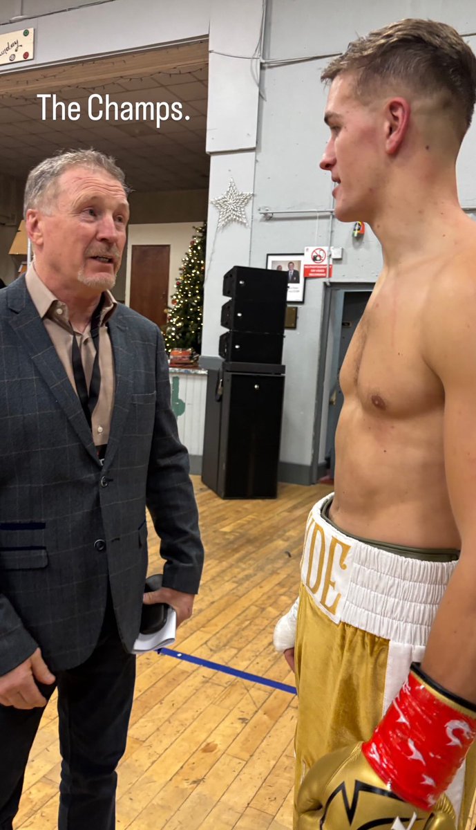 What an experience to have Irelands greatest ever, Steve Collins commentating on the fights. I was buzzing to finally meet him and what an absolute gentleman he is, an Irish icon! #boxing