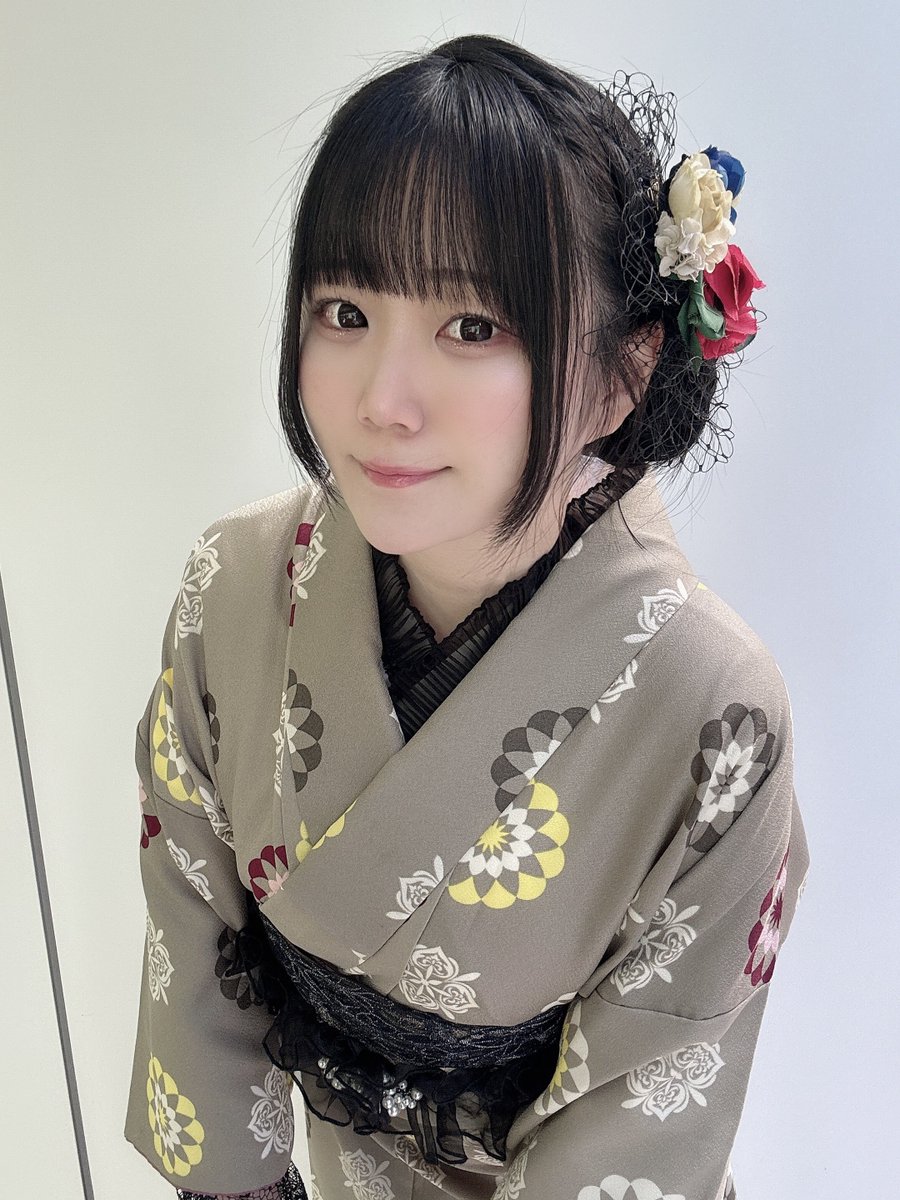 こちらのお着物の通販チェキを手元にあったフィルムの関係で限定5枚で