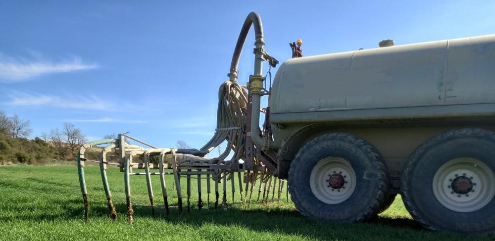ruralcat's tweet photo. 🚜 Participa en l’enquesta sobre la maquinària d’aplicació de fertilitzants a Catalunya

Contribueix a identificar millores tecnològiques en els equips per avançar cap a una fertilització més precisa i eficient, adaptada a les necessitats del sector

https://t.co/qOsSVDf4Gd https://t.co/HSuDCBXt9P