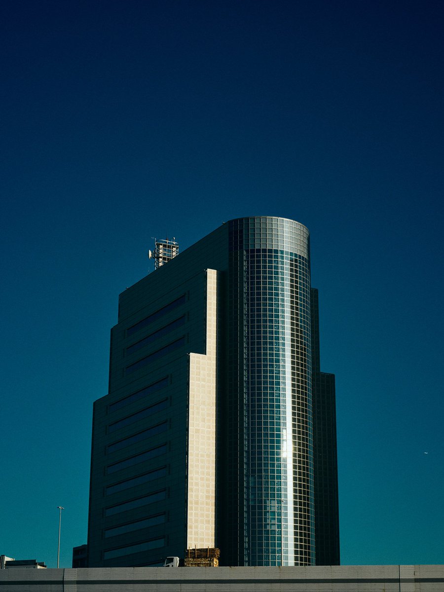 supersub_aka's tweet image. TOKYO "BLUE" SKY