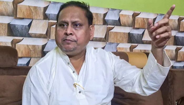 niral_pate68685's tweet image. News: 🚨 TMC MLA Humayun Kabir threatens bloodshed over ‘Babri Masjid’ in Murshidabad: &apos;If 100 Muslims die, we’ll kill 500!&apos; Gloats Muslim pop rising to 40%. Inflammatory rhetoric fueling tensions! #WestBengalPolitics #TMCTerror #India By:OpIndia