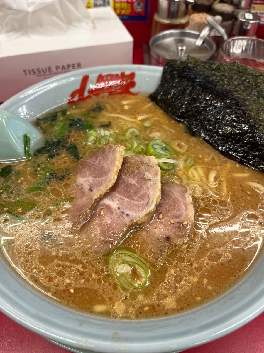 bj55p's tweet image. 今日の夕飯は山岡家のラーメン🍜😋