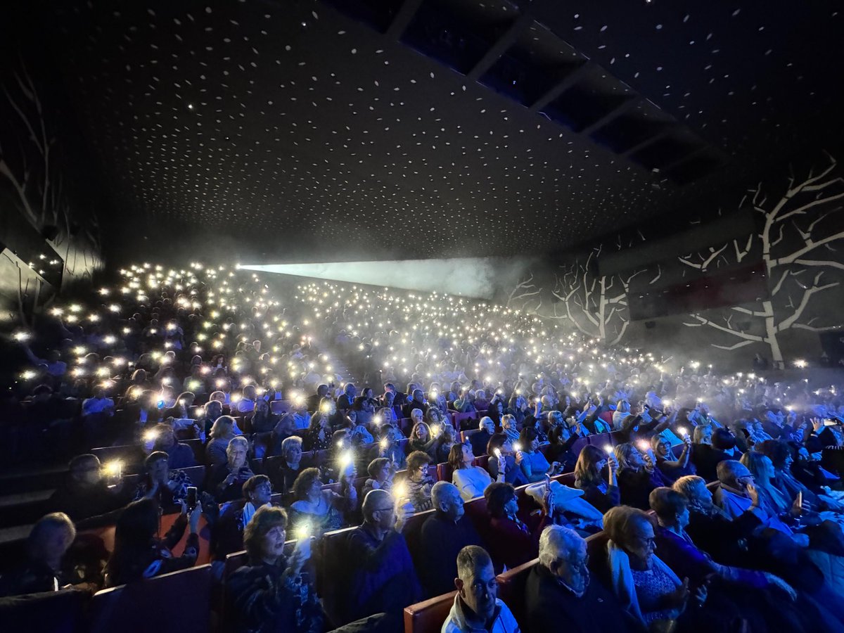 José Crespín /❤ tweet media