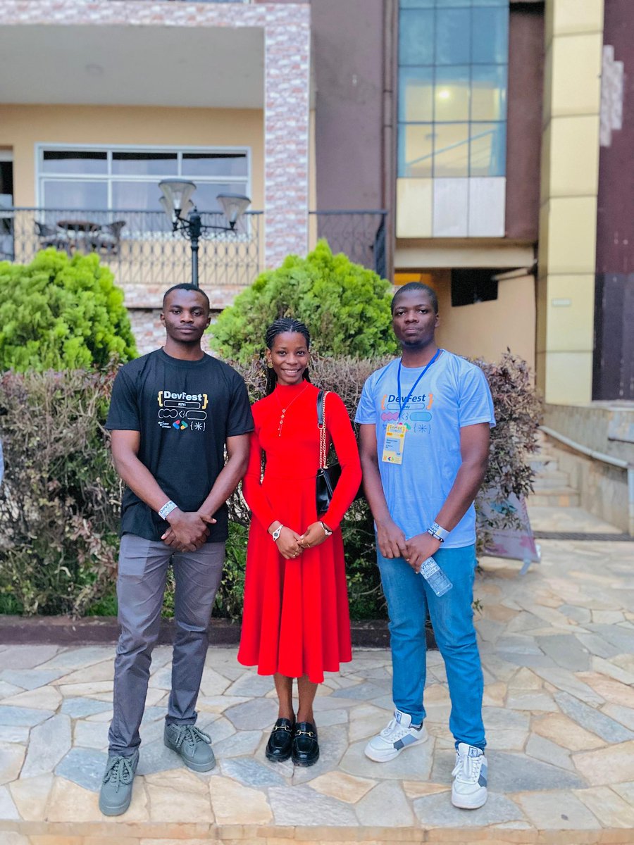 kevinKishikanyi's tweet photo. At #DevfestKivu2025, @gdgocucbukavu was well represented 😊
Thank you for everything, dear community 🚀
@gdgocucbukavu @GdgKivu https://t.co/SoMm2rLBr9