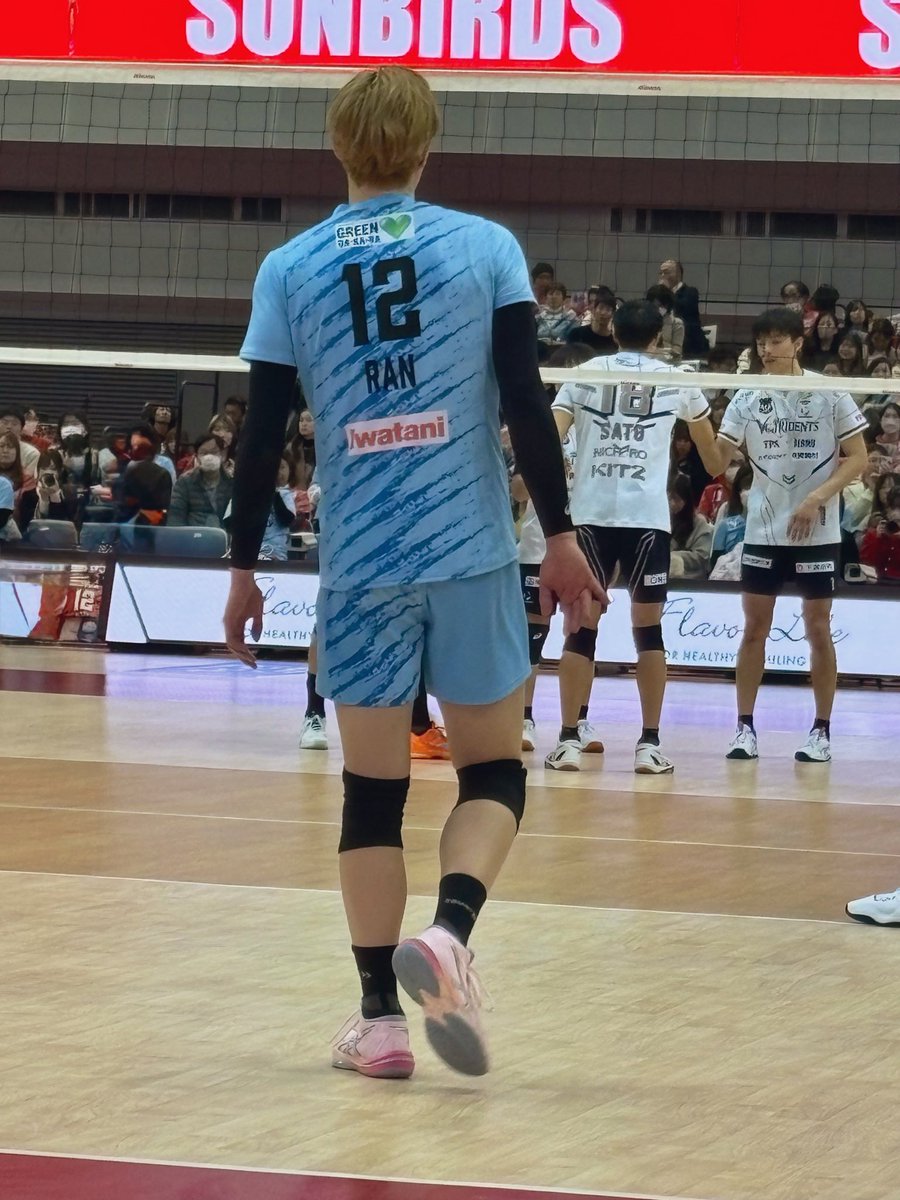 ranxairi's tweet photo. 🐦‍🔥🏐🔥" 12 RAN " 🔥🏐🐦‍🔥

2025.11.29 おおきにアリーナ舞洲
#髙橋藍 選手
#サントリーサンバーズ大阪 https://t.co/A0WHpZhUiB