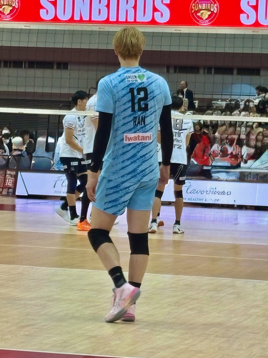 ranxairi's tweet photo. 🐦‍🔥🏐🔥" 12 RAN " 🔥🏐🐦‍🔥

2025.11.29 おおきにアリーナ舞洲
#髙橋藍 選手
#サントリーサンバーズ大阪 https://t.co/A0WHpZhUiB