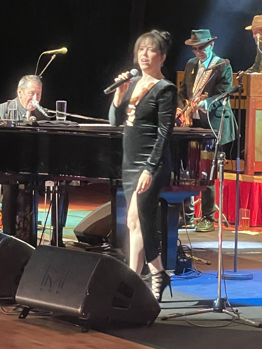 Michael Evans tweet media