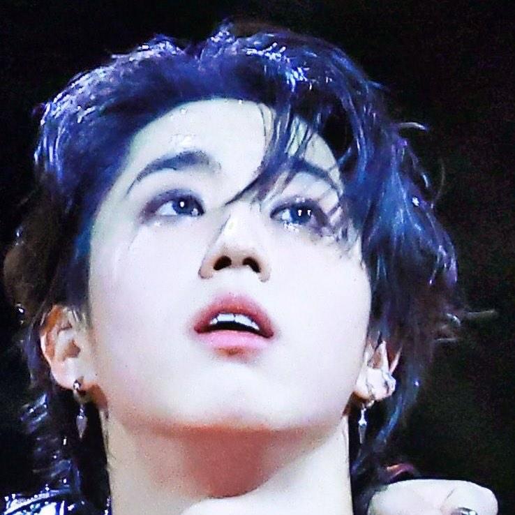 subbykiii's tweet photo. He would look so pretty while being overstimulated https://t.co/652Hkoqas5