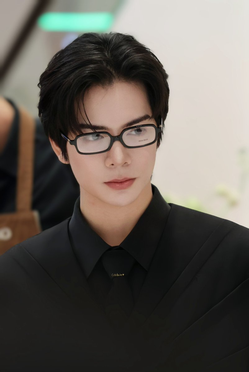 babybabe_ii's tweet image. วันนี้ พาพี่ทัตออกงาน
#babiibabe  
#BAZAARLounge 
#BAZAARThailand