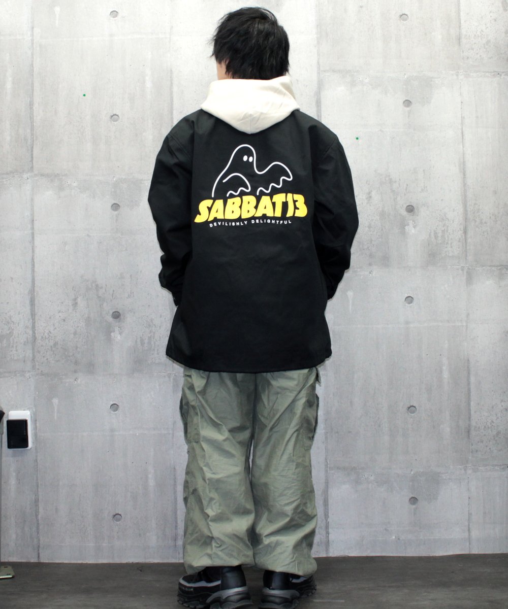 【SABBAT13】

"SPOOK LOGO COACH JKT" / BLACK
¥13,200(TAX-IN)

→streetarts.stores.jp/items/68fb1250…

撥水加工を施したウェザークロスを採用し、マットな質感に仕上げたコーチジャケット。