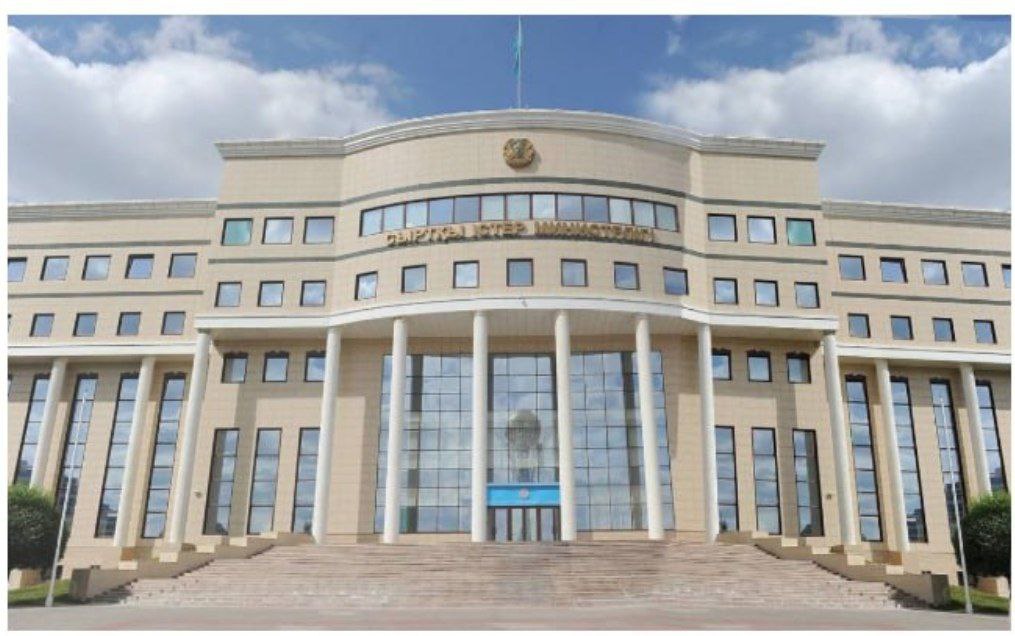 falktf's tweet image. 🇰🇿❗️🇺🇦 
Astana hat Kiew wegen des Angriffs der ukrainischen Streitkräfte auf die Anlage des #CPC in der Nähe von Noworossijsk einen #Protest #ausgesprochen 

⚡️#Kasachstan hat nach dem Angriff auf die Infrastruktur des kaspischen Pipeline-Konsortiums (Caspian Pipeline Consortium,…