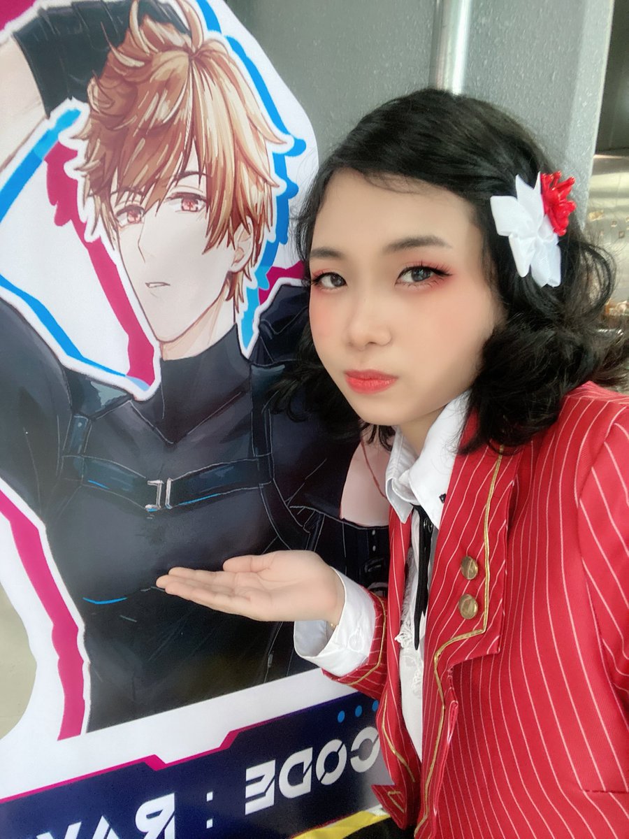 RivkaQourdelia's tweet image. Rivka MC 💛🌹 #CodeRavenCSE