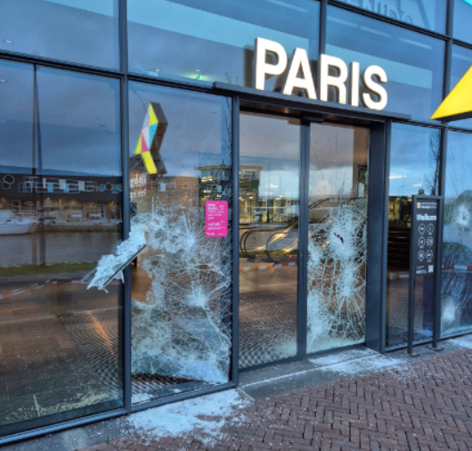 Inbraak en explosie bij winkelcentrum Sugar City