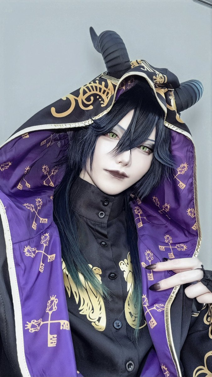 #ガタケット182

久しぶりの🐉様、存在しない人物