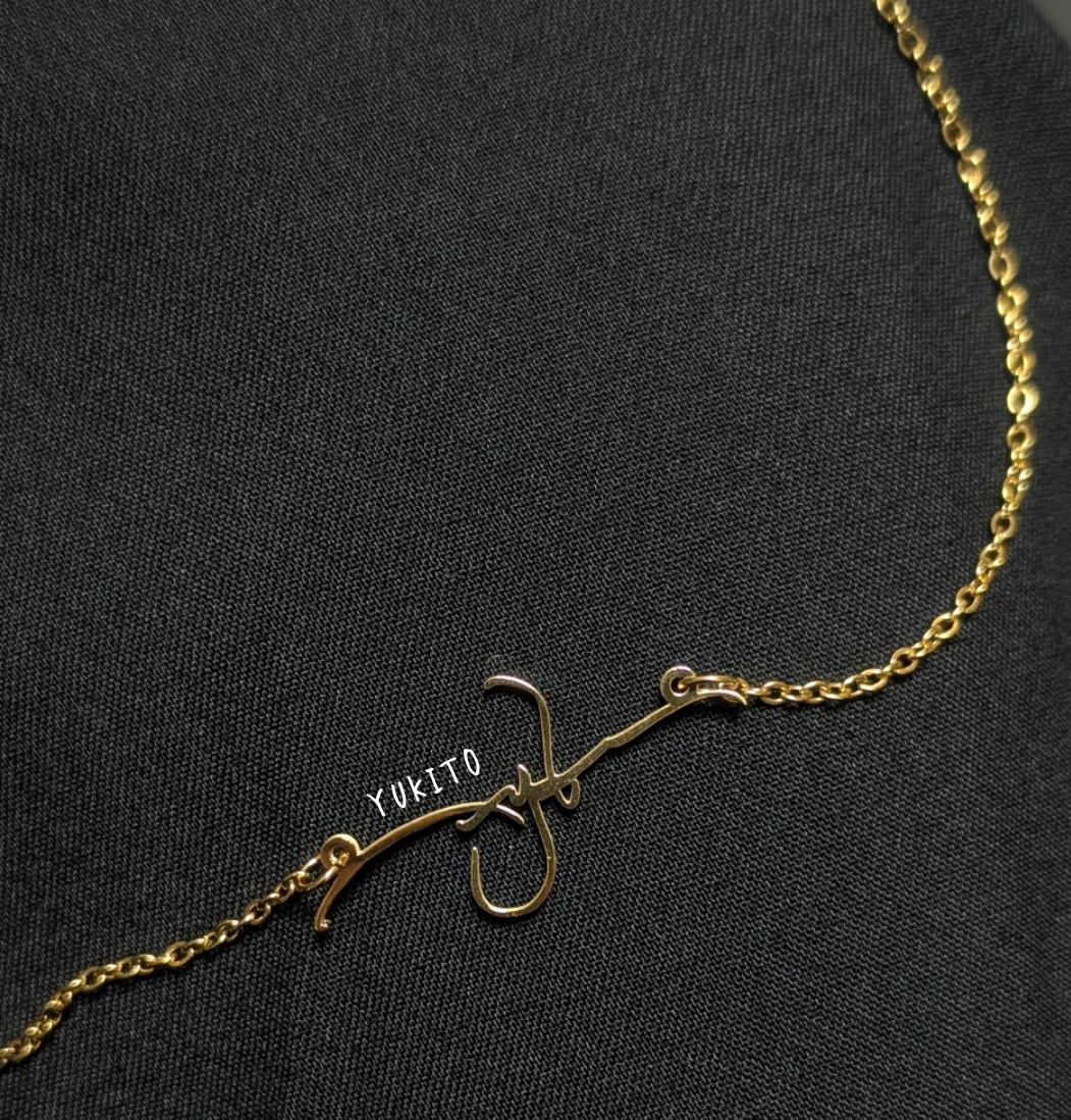 とっっっても素敵な仕上がりのHyde signネックレス✨️ 宝物のサイン