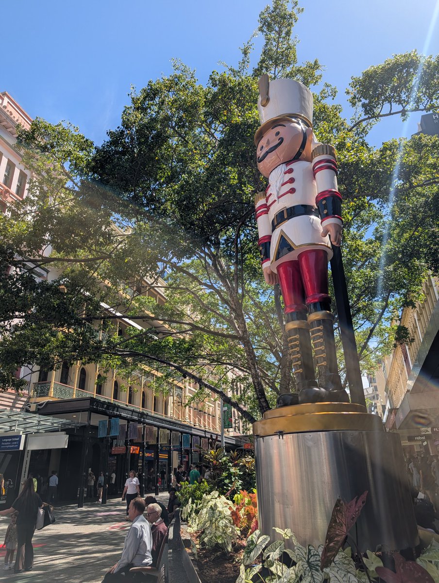 市中心已有聖誕氣氛，這個挺可愛