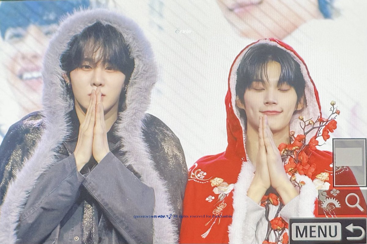 WAKEtoSEREIN_31's tweet image. 251130 #박한빈 ❤️ #지윤서 🩶pre.