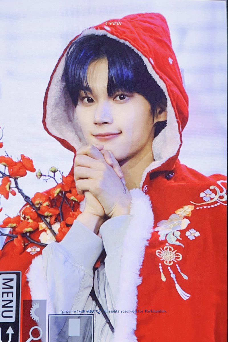 WAKEtoSEREIN_31's tweet image. 251130 #박한빈 ❤️ #지윤서 🩶pre.