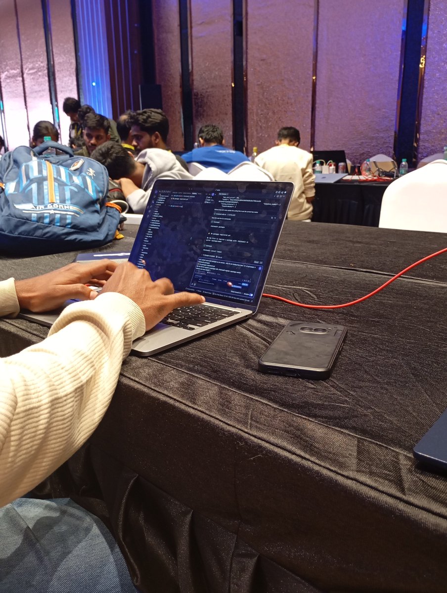 Subhasi25598462's tweet image. There is a fine line between cooking, and been cooked... 😮‍💨

#BuildOnAptos #IBW2025