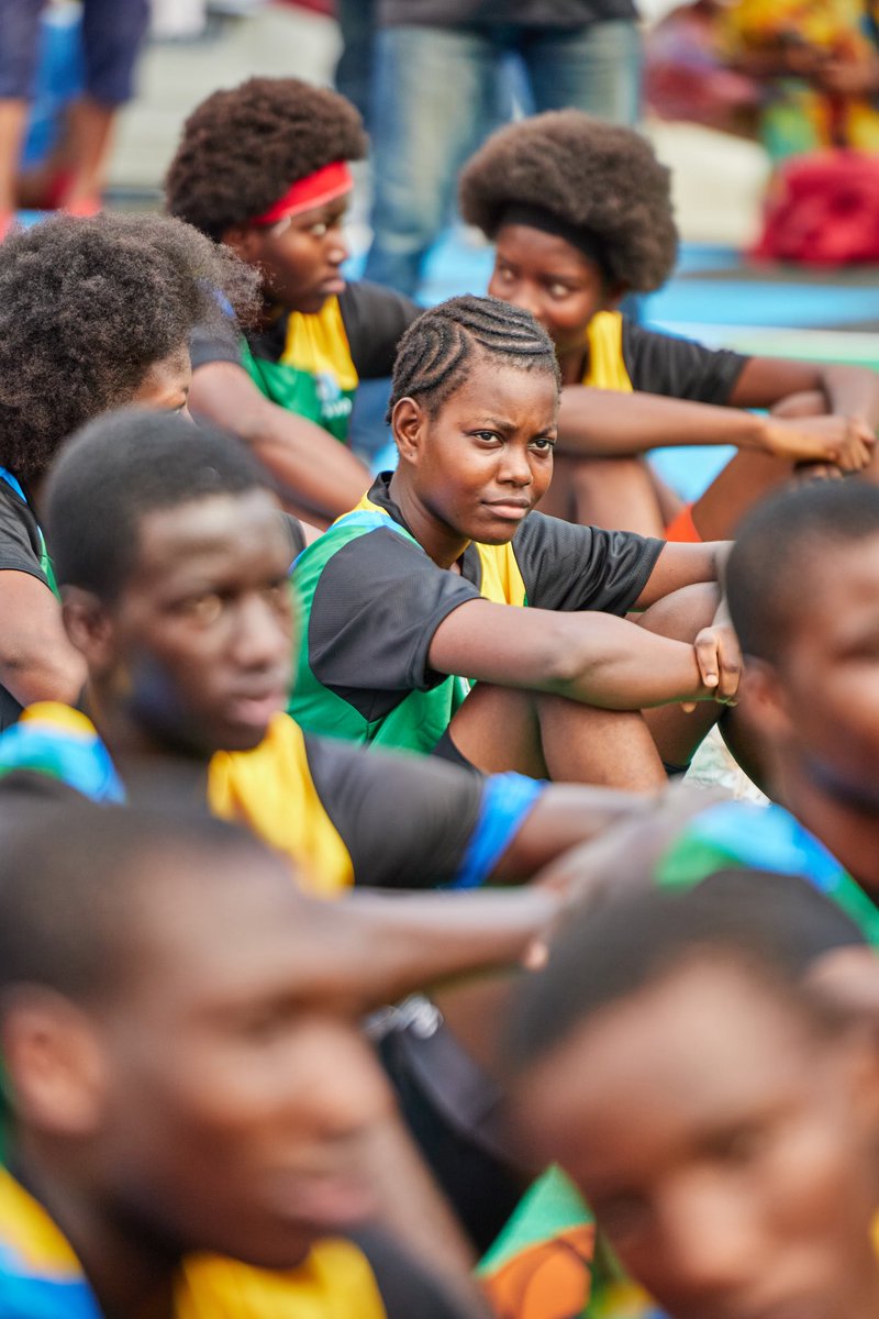 theBAL's tweet image. 🏀✨ A special day in Yopougon! 🇨🇮
Wave Côte d’Ivoire GM Katier Bamba and BAL Head of League Operations Ruben Boumtje-Boumtje unveiled the newly renovated 4 Paniers court.

The day wrapped with a clinic for 50 kids (U16) and a U-23 3-on-3 tournament.