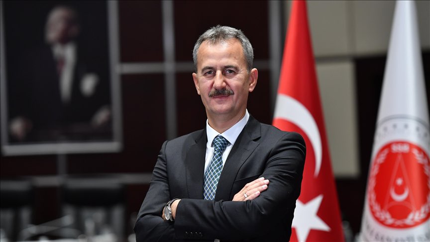 Savunma Sanayii Başkanı Haluk Görgün:

▪️Gökyüzünde yeni bir çağ!

▪️İnsansız bir savaş uçağının görüş ötesi angajmanı başarıyla gerçekleştirmesi; sensör füzyonundan uçuş kontrol algoritmalarına, radar teknolojilerinden hava-hava füzesine uzanan geniş bir mühendislik zincirinin