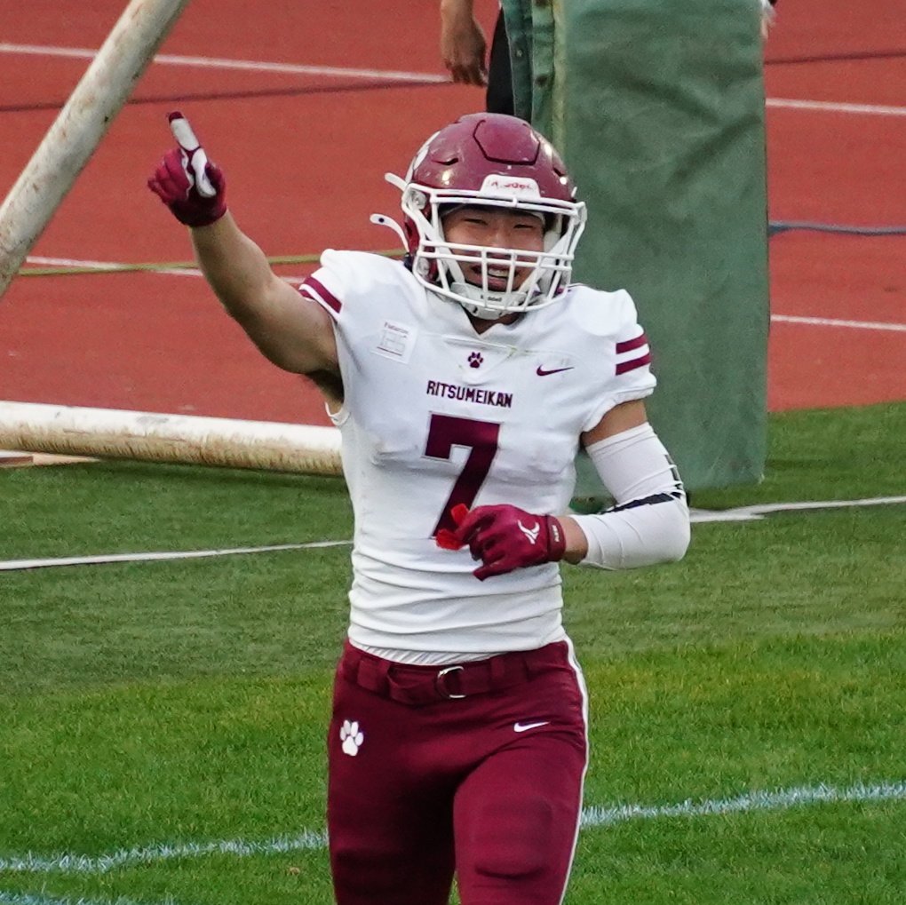 Rits_Panthers's tweet photo. 【#TOKYOBOWL】
第3Q6分22秒
QB5竹田→WR7有馬 6yds TDパス
2003年の関学戦でQB18高田→WR7長谷川へのニテコンを髣髴とさせました。スポッター席でコールを出していたのがその高田でしたので、あの中継でニヤリと笑った顔を思い出しました
#立命 #立命館 #立命館大学パンサーズ #PANTHERS #BUCHIAGE https://t.co/zNcG9RybBo