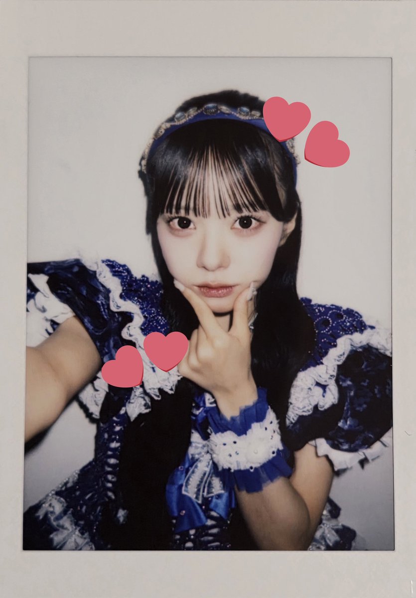 このチェキめっちゃ大当たりじゃない？自撮り顎ムニュ最高にかわいい